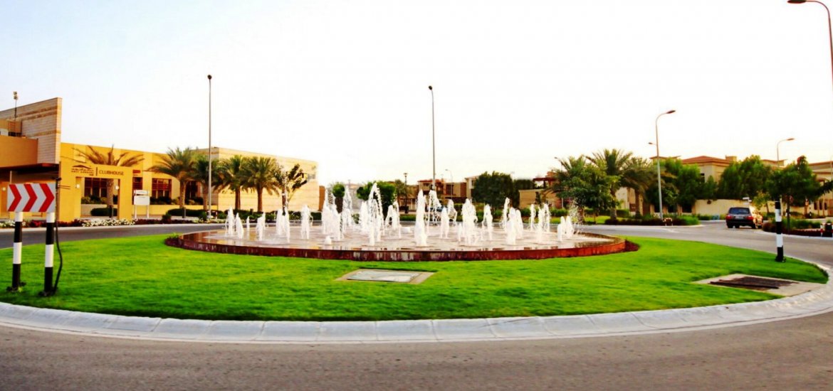 Купить таунхаус в Al Raha Golf Gardens, Abu Dhabi, ОАЭ 4 спальни, 409м2 № 553 - фото 8