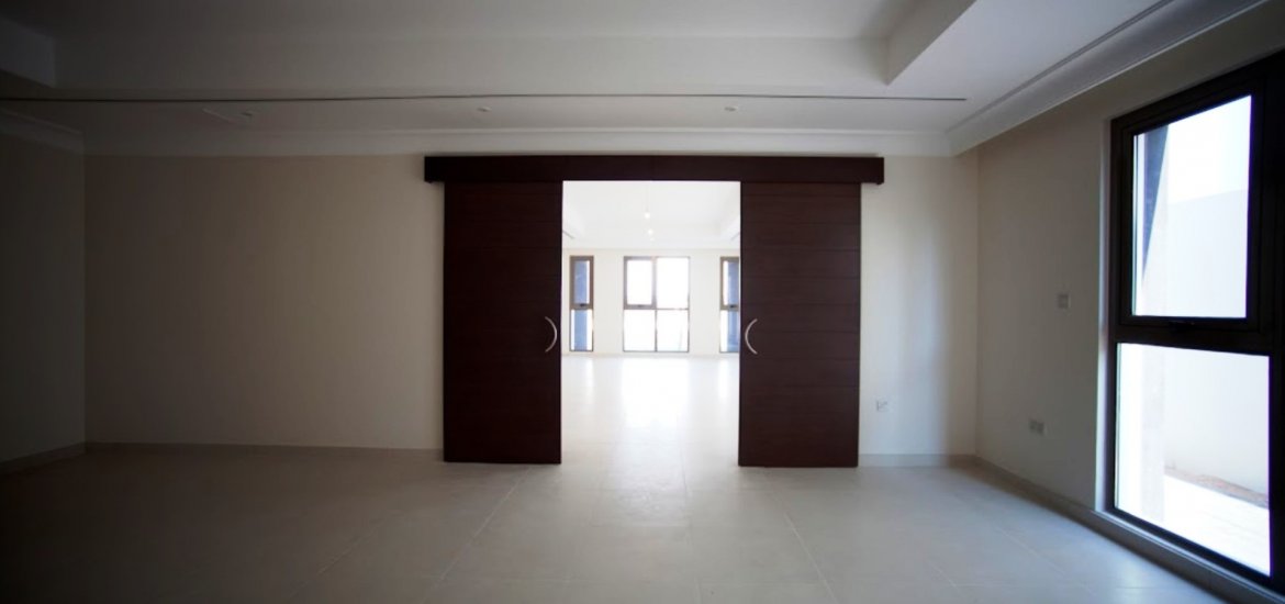 Купить виллу в Al Bateen, Abu Dhabi, ОАЭ 4 спальни, 392м2 № 276 - фото 2