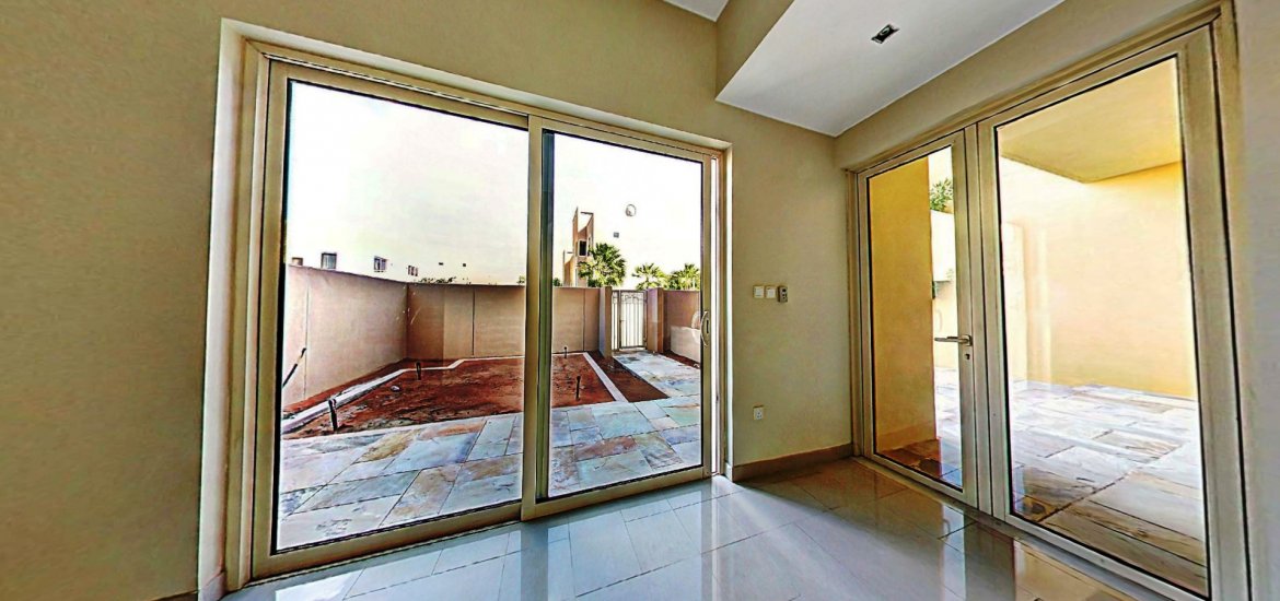 Купить таунхаус в Al Raha Gardens, Abu Dhabi, ОАЭ 4 спальни, 289м2 № 440 - фото 1