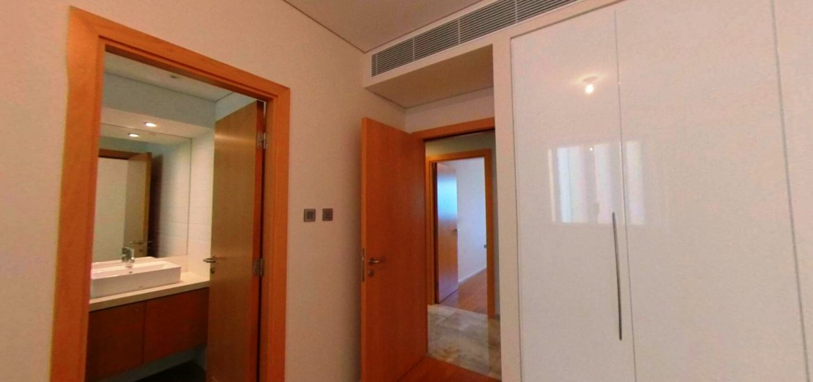 Купить квартиру в Al Raha Beach, Abu Dhabi, ОАЭ 3 спальни, 178м2 № 596 - фото 1