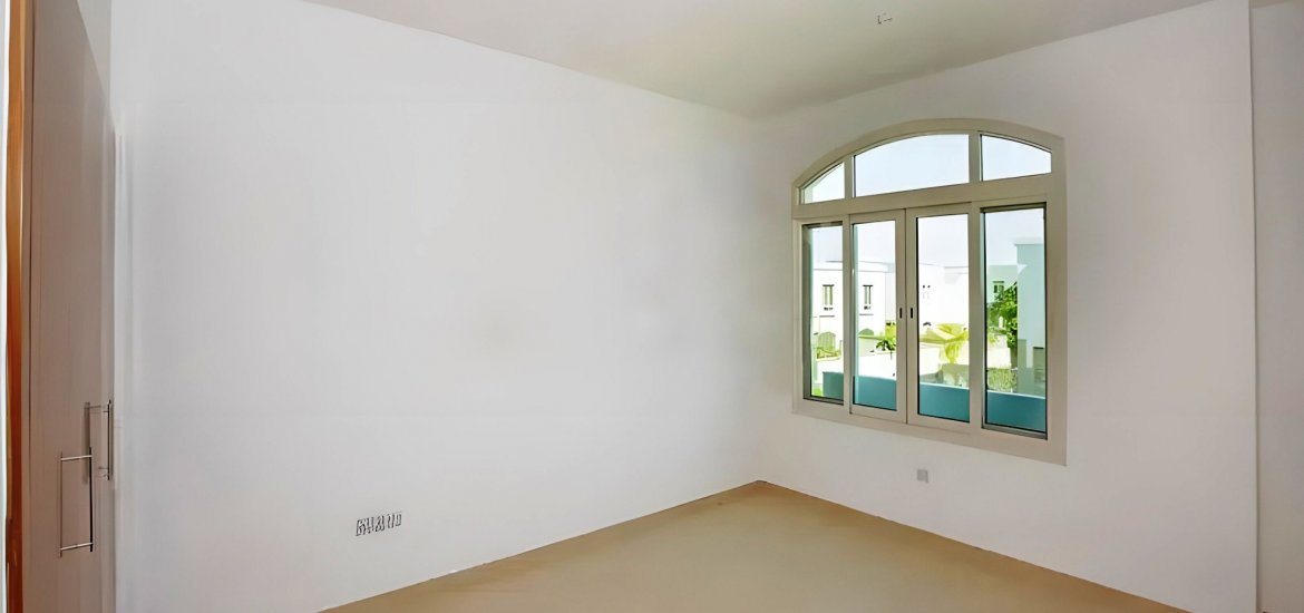 Купить квартиру в Al Ghadeer, Abu Dhabi, ОАЭ 1 комната, 54м2 № 642 - фото 1