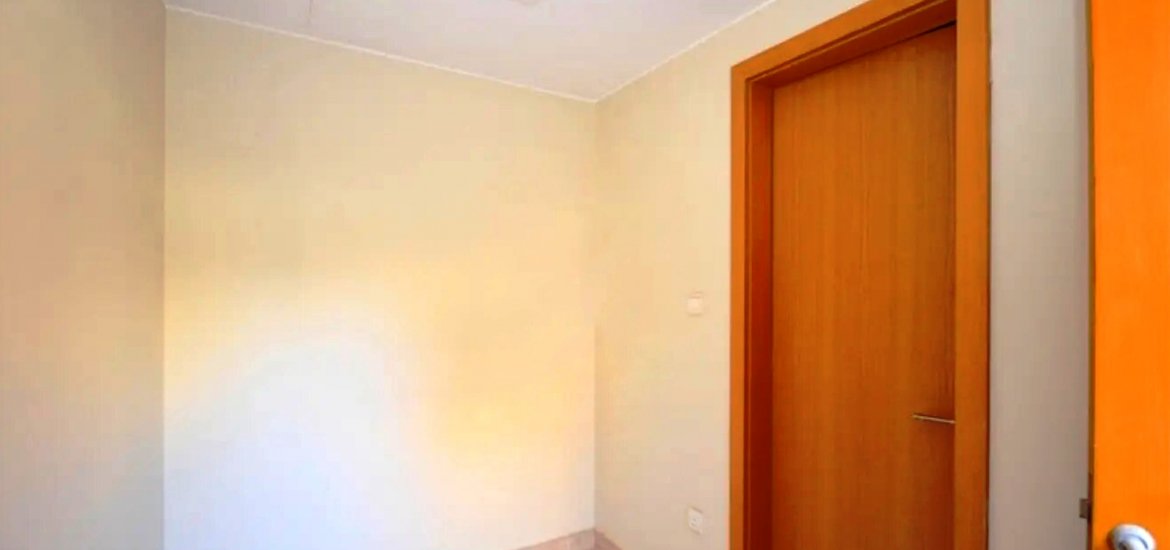 Townhouse for sale in Al Raha Gardens, Abu Dhabi, UAE 3 bedrooms, 255 sq.m. No. 457 - photo 2