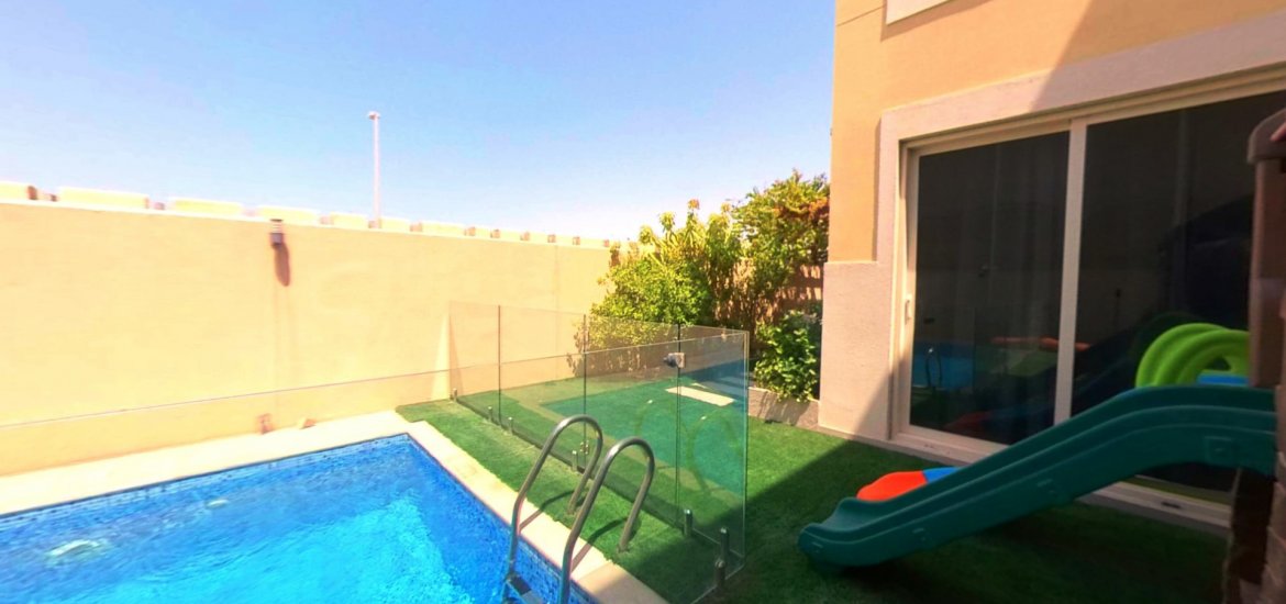 Villa for sale in Al Raha Gardens, Abu Dhabi, UAE 5 bedrooms, 586 sq.m. No. 509 - photo 11