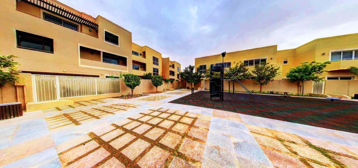 Townhouse for sale in Al Raha Gardens, Abu Dhabi, UAE 4 bedrooms, 301 sq.m. No. 449 - photo 6