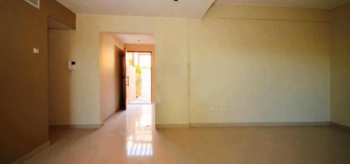 Townhouse for sale in Al Raha Gardens, Abu Dhabi, UAE 3 bedrooms, 255 sq.m. No. 457 - photo 1