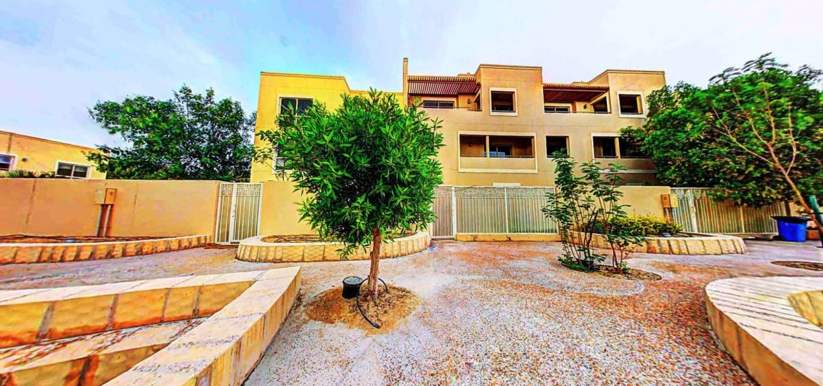 Townhouse for sale in Al Raha Gardens, Abu Dhabi, UAE 4 bedrooms, 300 sq.m. No. 488 - photo 7