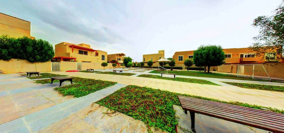 Townhouse for sale in Al Raha Gardens, Abu Dhabi, UAE 3 bedrooms, 255 sq.m. No. 486 - photo 9