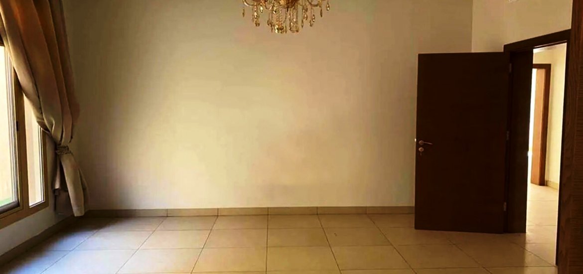 Villa for sale in Al Raha Golf Gardens, Abu Dhabi, UAE 5 bedrooms, 501 sq.m. No. 544 - photo 5