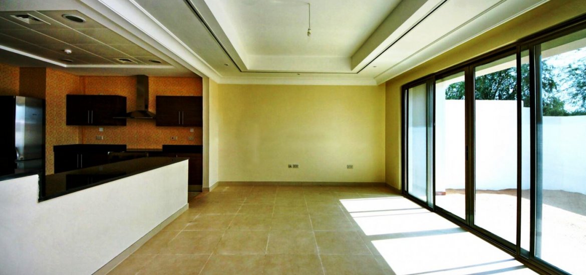 Villa for sale in Al Bateen, Abu Dhabi, UAE 4 bedrooms, 440 sq.m. No. 590 - photo 3
