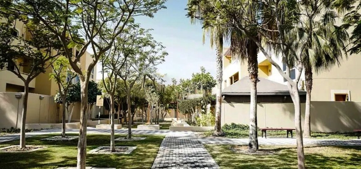 Villa for sale in Al Raha Gardens, Abu Dhabi, UAE 4 bedrooms, 289 sq.m. No. 518 - photo 8