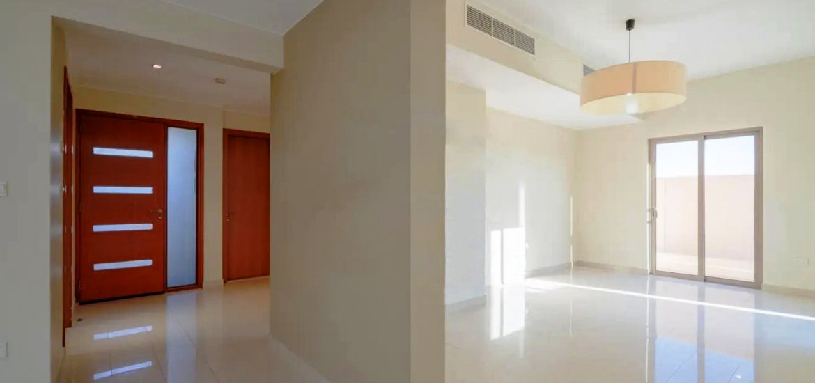 Townhouse for sale in Al Raha Gardens, Abu Dhabi, UAE 3 bedrooms, 255 sq.m. No. 486 - photo 1