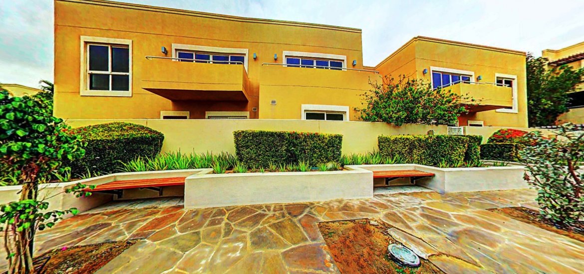 Townhouse for sale in Al Raha Gardens, Abu Dhabi, UAE 4 bedrooms, 255 sq.m. No. 505 - photo 6