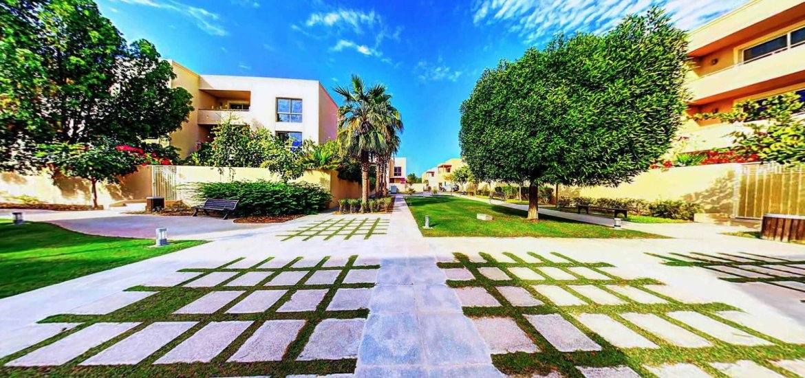 Villa for sale in Al Raha Gardens, Abu Dhabi, UAE 4 bedrooms, 401 sq.m. No. 484 - photo 6
