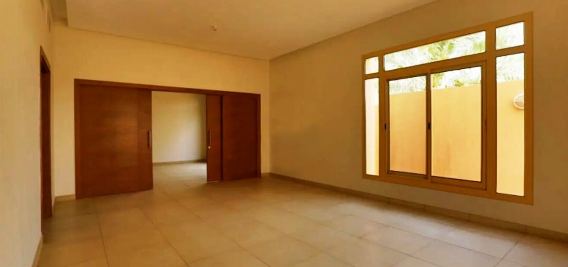 Villa for sale in Al Raha Golf Gardens, Abu Dhabi, UAE 5 bedrooms, 501 sq.m. No. 544 - photo 6