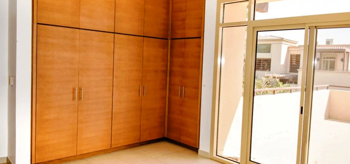 Townhouse for sale in Al Raha Gardens, Abu Dhabi, UAE 3 bedrooms, 200 sq.m. No. 468 - photo 3