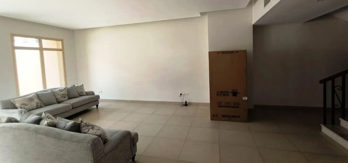 Townhouse for sale in Al Raha Golf Gardens, Abu Dhabi, UAE 4 bedrooms, 409 sq.m. No. 556 - photo 5