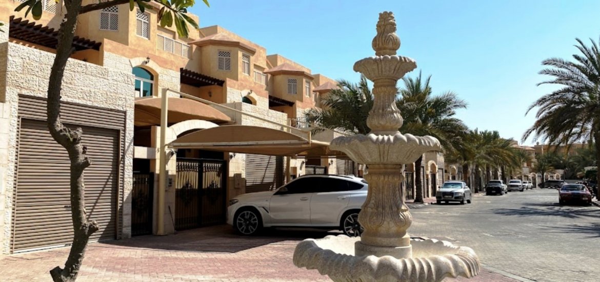 Villa for sale in Al Mushrif, Abu Dhabi, UAE 5 bedrooms, 266 sq.m. No. 290 - photo 6