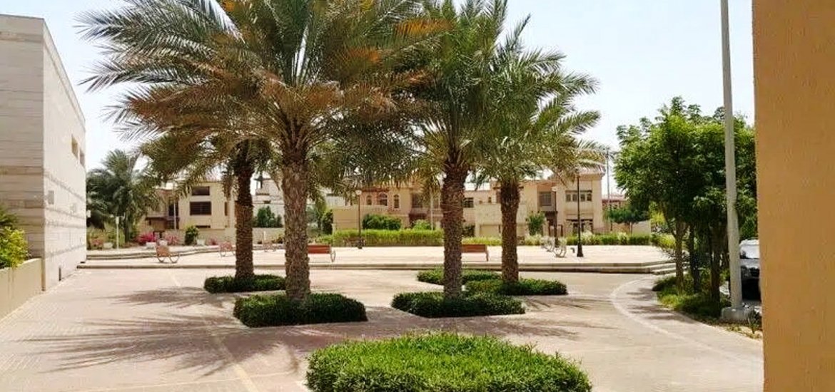 Villa for sale in Al Raha Golf Gardens, Abu Dhabi, UAE 5 bedrooms, 539 sq.m. No. 539 - photo 6