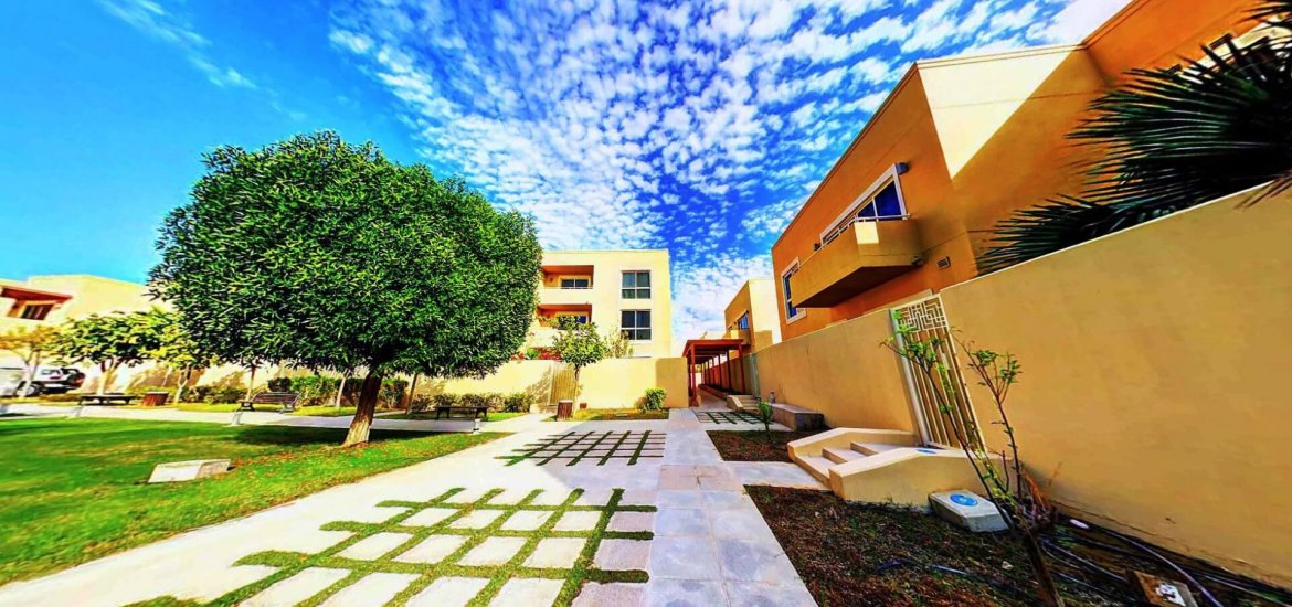 Townhouse for sale in Al Raha Gardens, Abu Dhabi, UAE 3 bedrooms, 200 sq.m. No. 476 - photo 6