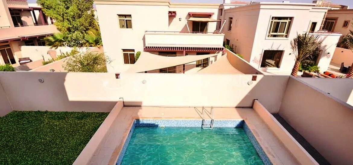 Villa for sale in Al Raha Golf Gardens, Abu Dhabi, UAE 5 bedrooms, 554 sq.m. No. 542 - photo 4