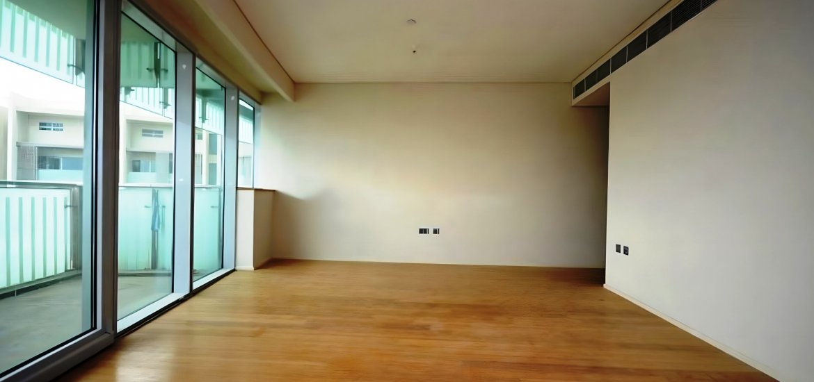 Apartment for sale in Al Raha Beach, Abu Dhabi, UAE 4 bedrooms, 230 sq.m. No. 600 - photo 1