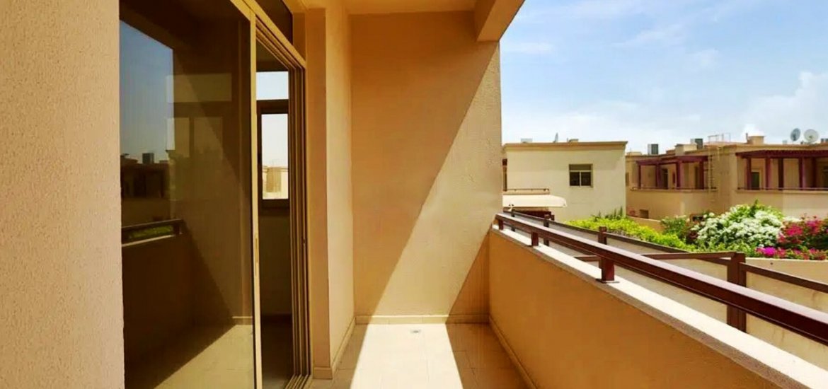 Villa for sale in Al Raha Golf Gardens, Abu Dhabi, UAE 5 bedrooms, 506 sq.m. No. 565 - photo 8