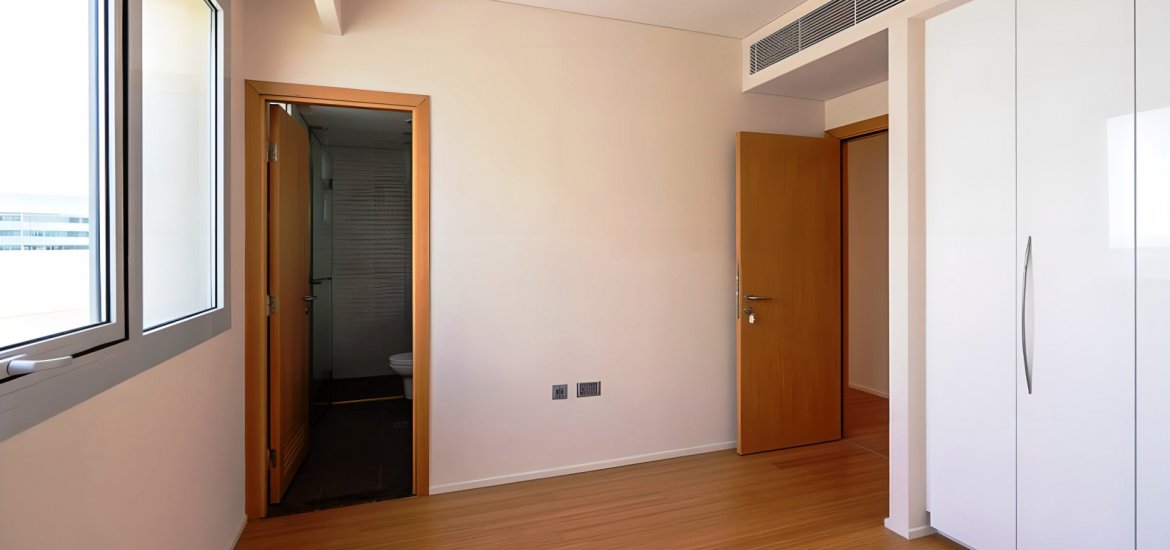 Apartment for sale in Al Raha Beach, Abu Dhabi, UAE 3 bedrooms, 169 sq.m. No. 620 - photo 1