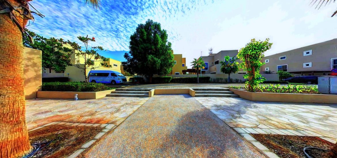 Townhouse for sale in Al Raha Gardens, Abu Dhabi, UAE 3 bedrooms, 255 sq.m. No. 457 - photo 8